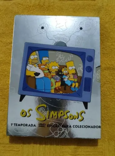 Conjunto box de DVDs da série Os Simpsons (da primeira a sexta temporadas)
