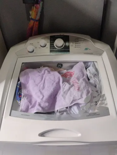 Vendo Máquina de lavar 15kg não entrego leia a descrição