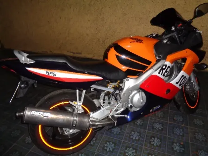 Vendo CBR600f por 22mil
