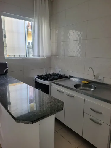 Quitinet/ casa mobiliada 1.300,00