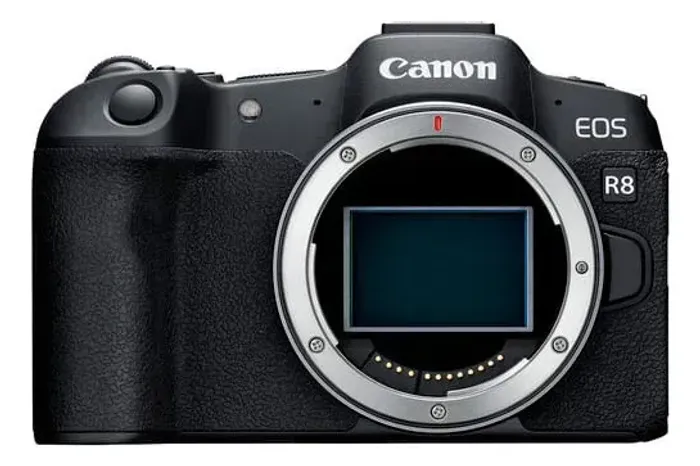 Camera Canon EOS R8