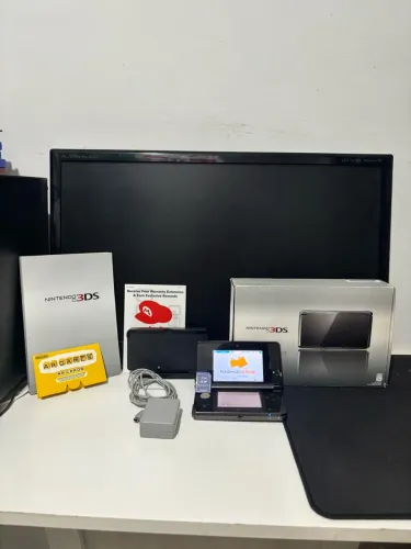 Nintendo 3DS Cosmo Black Completo na Caixa Original - Impecável + Manuais?