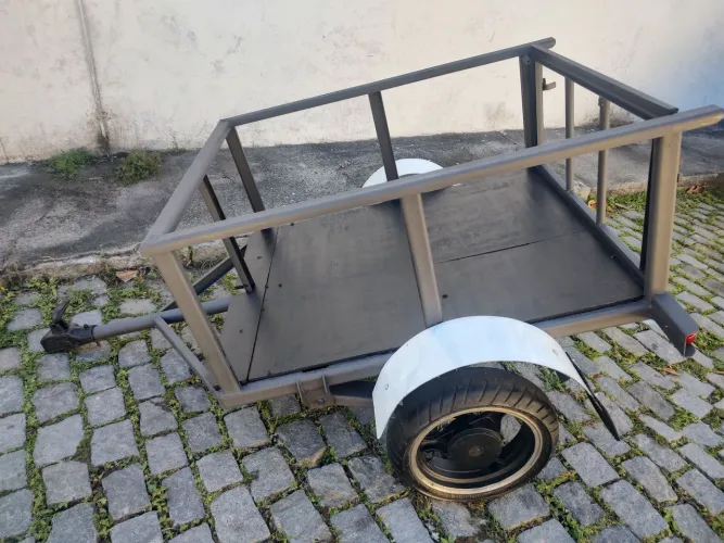 Carretinha moto ou carro 1,20 x 1m