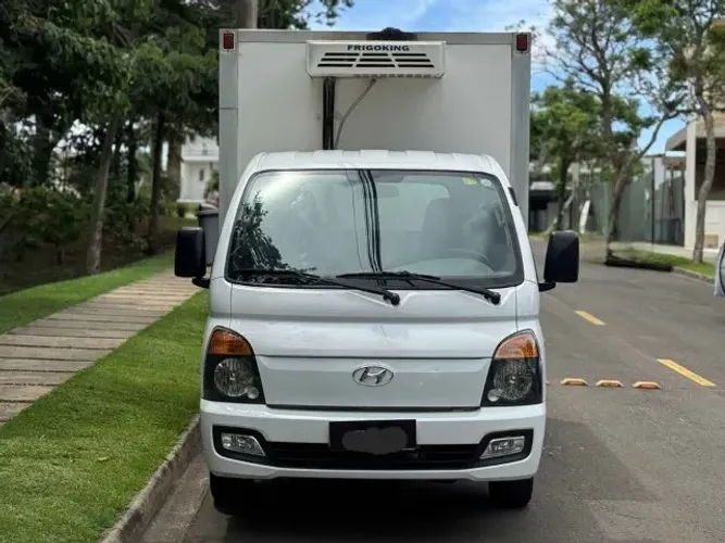 Hyundai HR bau refrigerado 2020