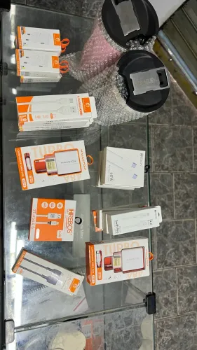 Vendo ferramentas para manutenção de celular
