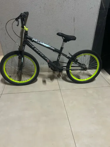 Bicicleta infantil aro 20