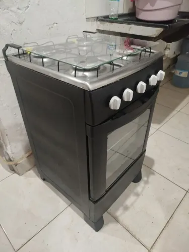 Fogão usado manual preto 