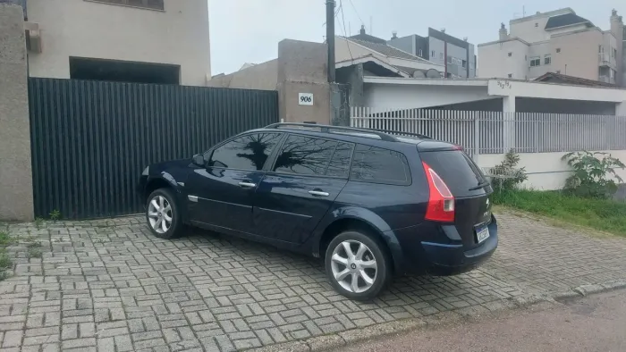 Renault Megane Grand Tour Dynam. Hi-flex 1.6 16V 2010
