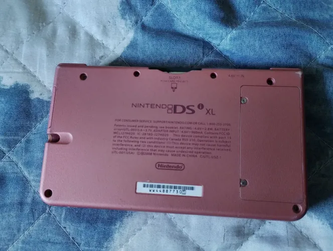 Nintendo ds i XL 
