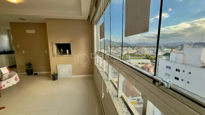 Apartamento à venda no Tamisa Residence com 3 dormitórios, sacada e vaga privativa