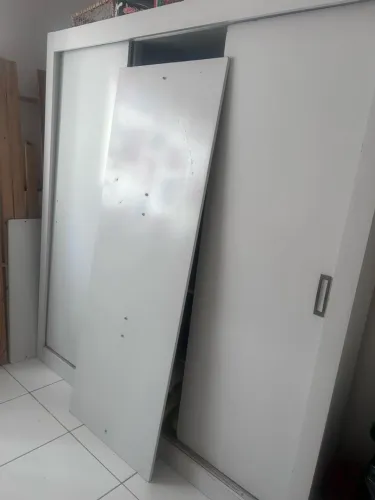 Guarda roupa usado 150,00