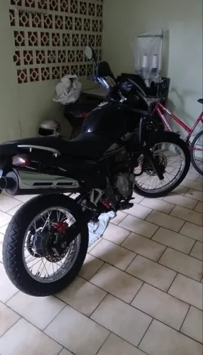 Honda NX-4 Falcon 400 - 2003