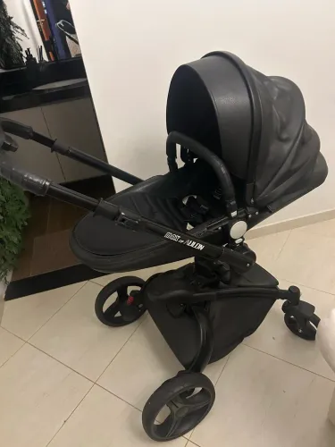 Carrinho de bebê importado Max of aullon