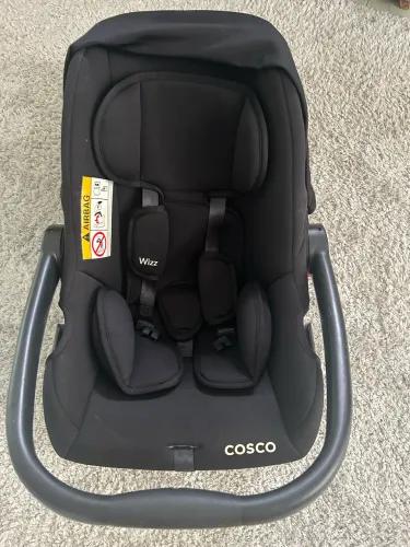 Vende-se bebê conforto