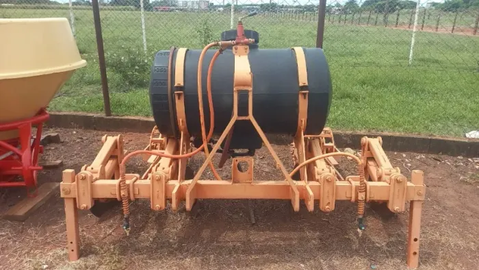 Cobridor de Cana Feroldi com Bomba - Eficiência e Durabilidade