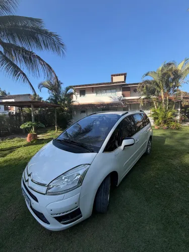Citroen C4 Picasso Grand 2.0 16V 143cv AUT 2014