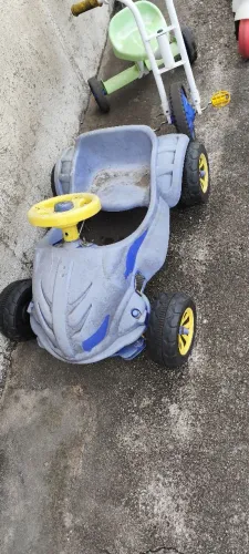 Carrinho de pedal, longe, triciclo, patinete