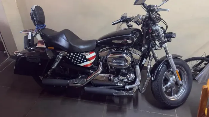 Harley Dadidson 1200 XL CUSTOM 2013