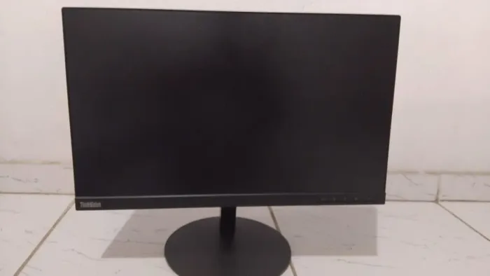 Monitor Lenovo 22' Seminovo