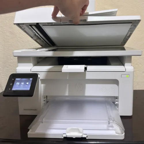 Multifuncional HP LaserJet Pro MFP M130fw