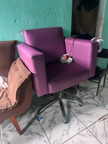 Cadeira para salão de beleza ou barbearia