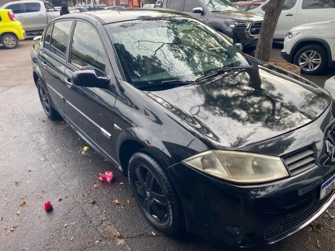 Renault Megane Sedan Expression Hi-flex 1.6 16V 2010