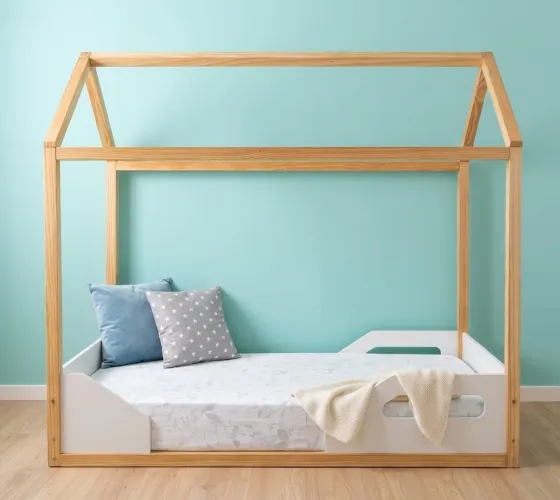 Cama montessoriana com colchão