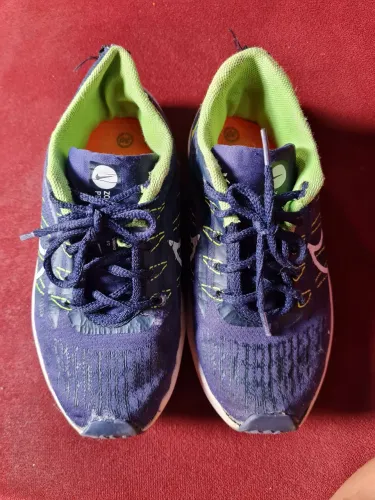 Tênis infantil usado tam 30