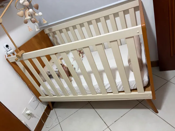 Berço super novo com colchão e mosquiteiro