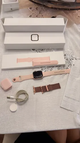 Apple Watch série 4 44mm rosa