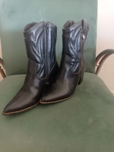 Bota feminina