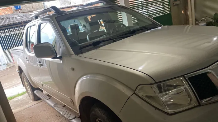 Nissan Frontier SL CD 4X4 2.5tb Diesel AUT 2014
