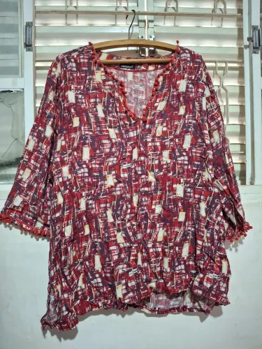 Vendo Blusa Feminina Colorida Nova 