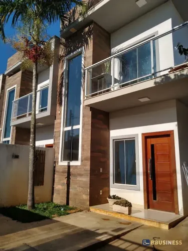 Casa à venda no Parque Novo Jockey com 2 quartos, com energia solar, área gourmet, sacada