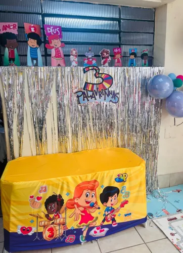 Capa ou toalha de mesa 3 Palavrinhas 