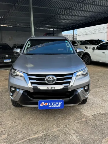 Toyota Hilux SW4 SRX 4X4 2.8 TDI 16V Dies. Aut. 2019