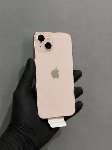 iPhone 13