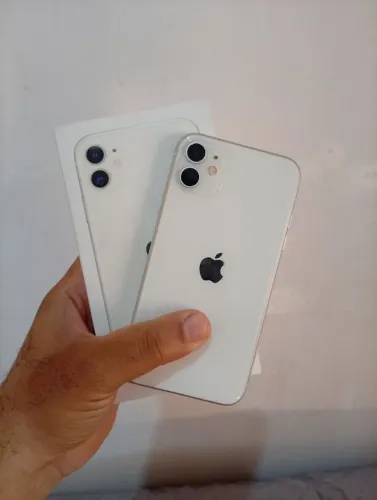 iPhone 11 - 128gb branco