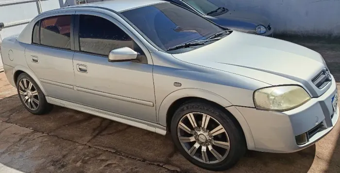 Chevrolet Astra Sedan/ GL Sedan 1.8 MPFI 4P (álcool) 2003