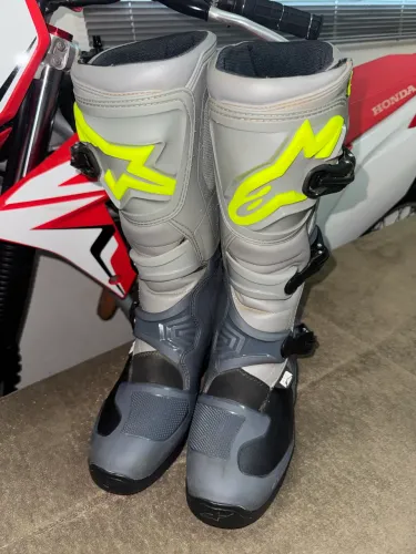 Bota Alpinestars tech 3