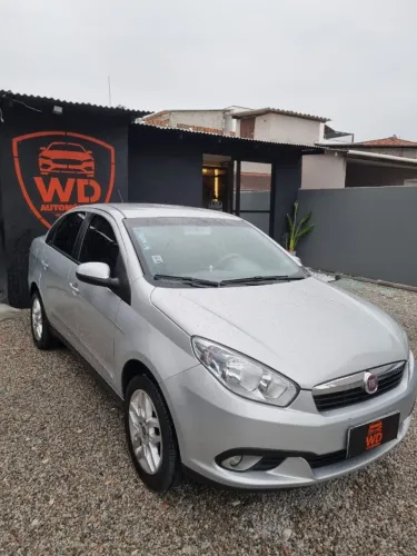 Fiat Grand Siena Essence 1.6 Flex 16V 2016