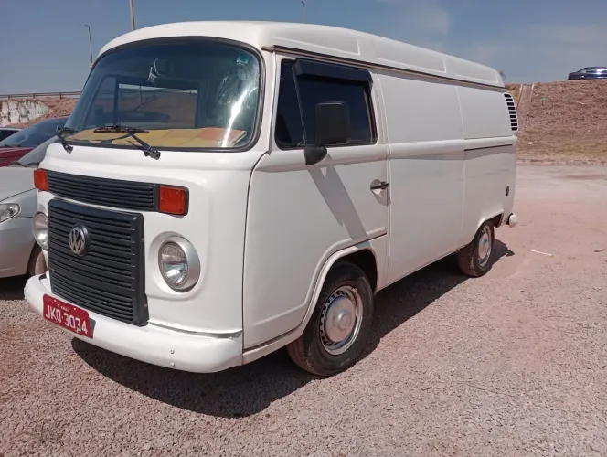 Volkswagen Kombi Furgão 1.4 MI Total Flex 8V 2014
