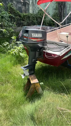 Canoa de alumínio completa com carrinho motor 40 turbinado