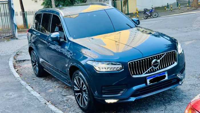 Volvo XC 90 D-5 Momentum 2.0 235cv Diesel 5P 2020