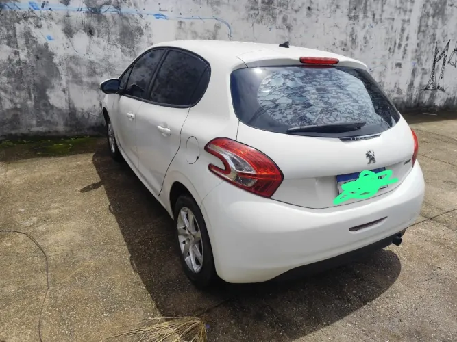 Peugeot 208 Active/active Pack 1.5 Flex 8V 5P 2014