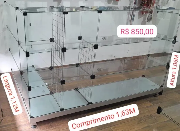 Vitrine de vidro 