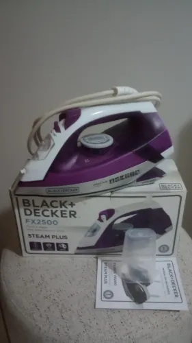 Vendo Ferro de Passar Black + Decker FX2500