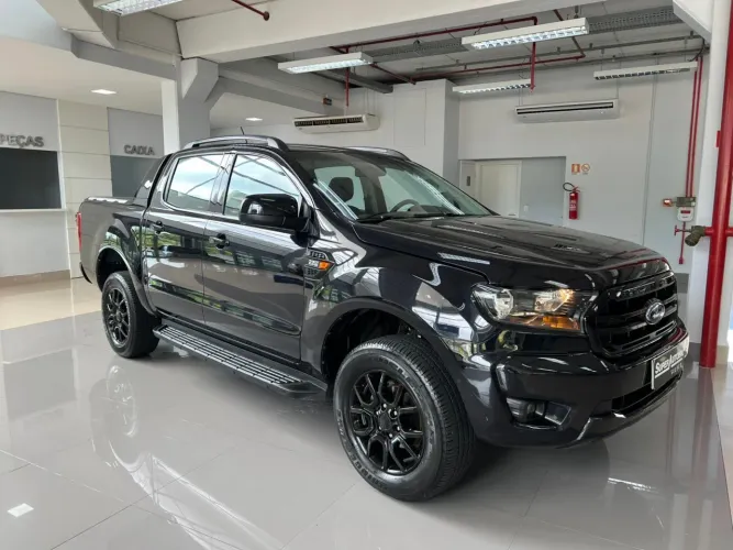 Ford Ranger Black 2.2 4X2 CD Diesel AUT 2023