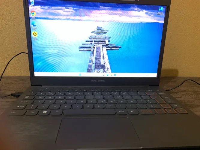 Notebook Positivo C14,