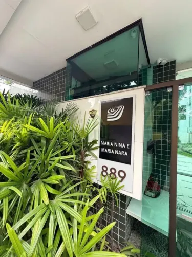 Imóvel para venda possui 61 metros quadrados com 3 quartos em Cordeiro - Recife - PE